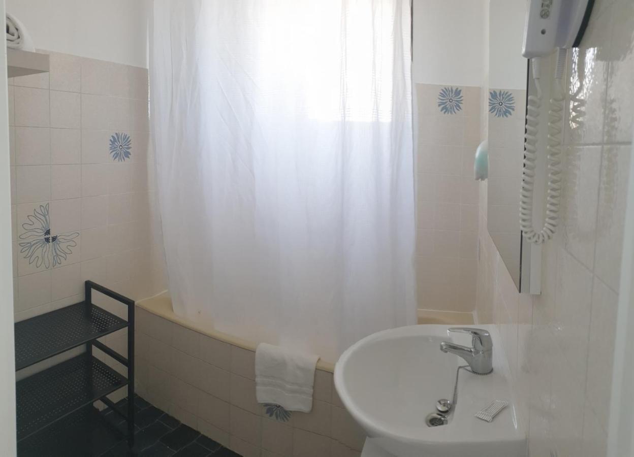 Hotel Chanteplage Сен-Сір-сюр-Мер Екстер'єр фото